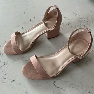 Justfab 7W pink strap heel